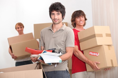 Local removals and storage services in Notting Hill for homes and flats