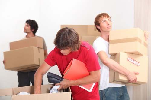 Fragile item packing by experts in Nottinghill